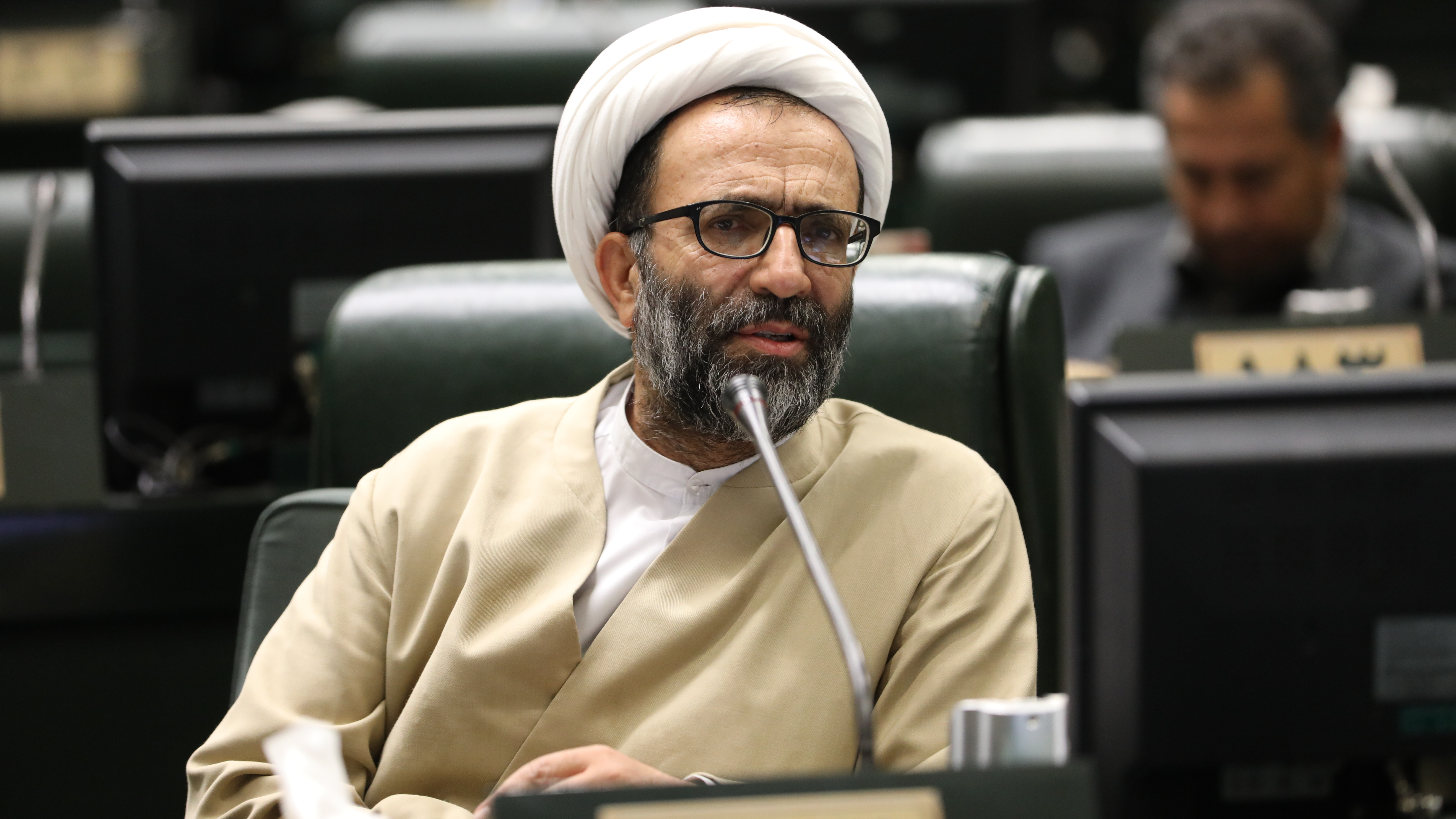 طیب نیا گزینه جدی دولت برای وزارت اقتصاد است
